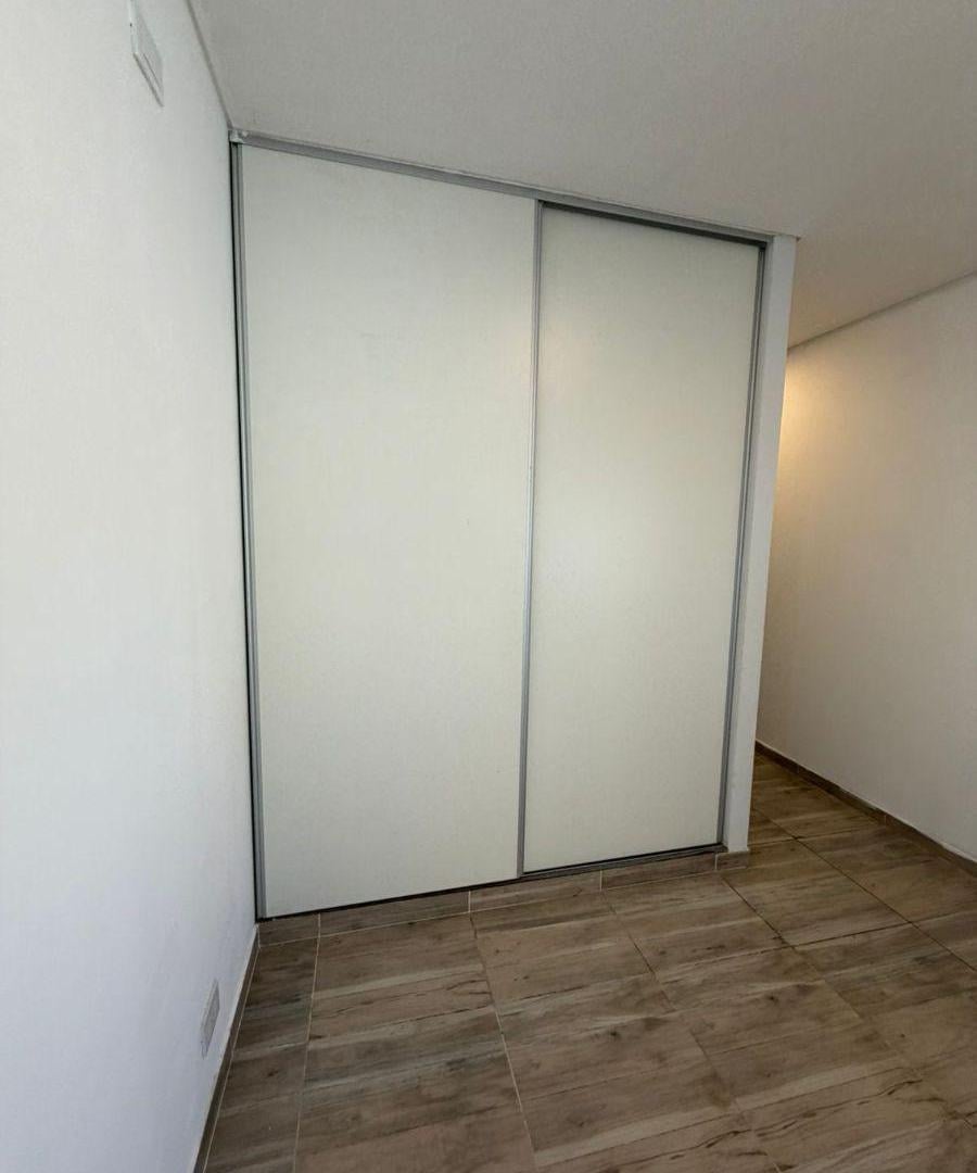 Foto de Monoambiente en alquiler en Villa Madero, cercano a Av. Crovara, semi, imagen 3