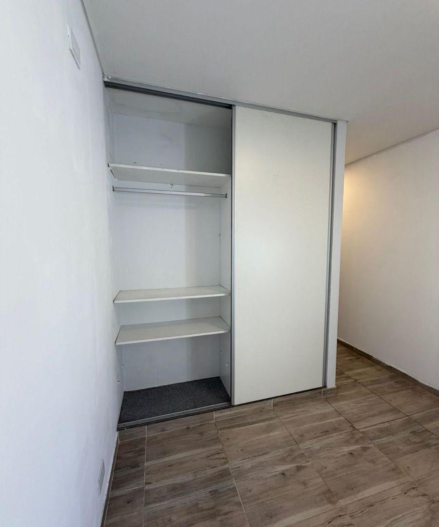Foto de Monoambiente en alquiler en Villa Madero, cercano a Av. Crovara, semi, imagen 5