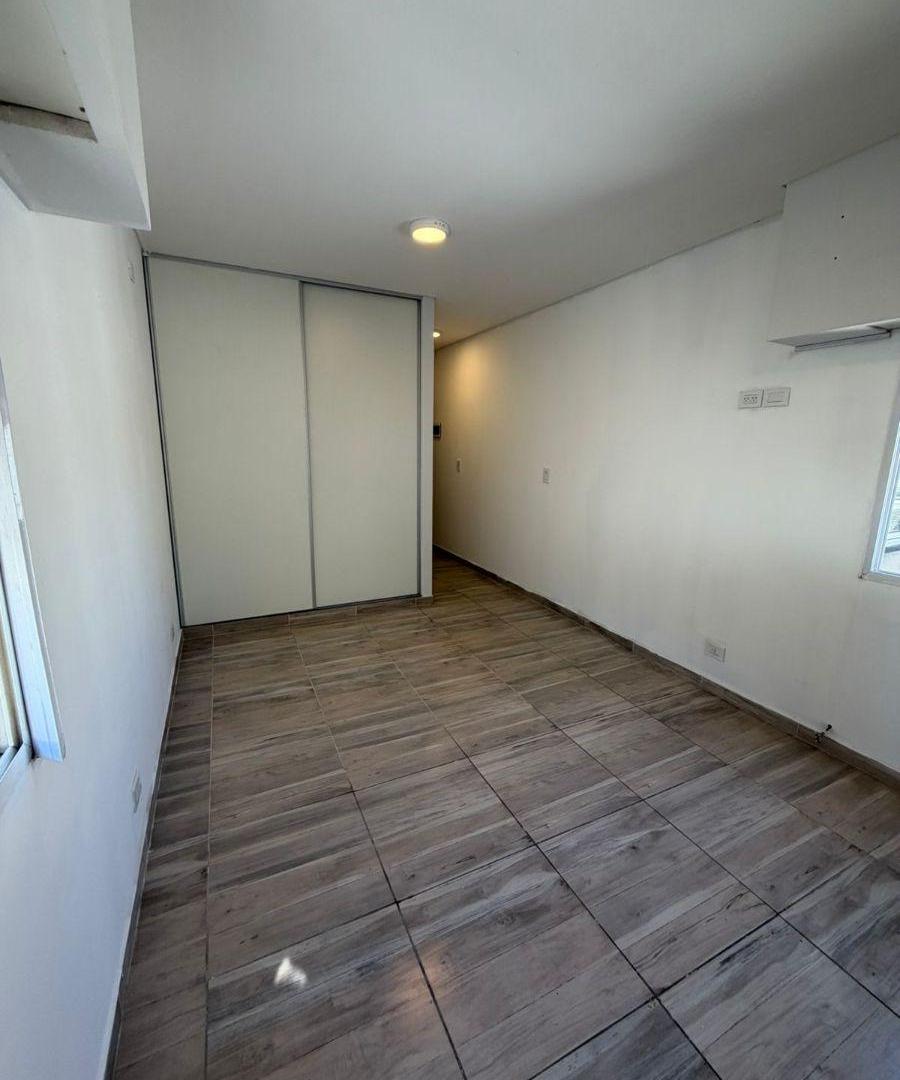 Foto de Monoambiente en alquiler en Villa Madero, cercano a Av. Crovara, semi, imagen 4