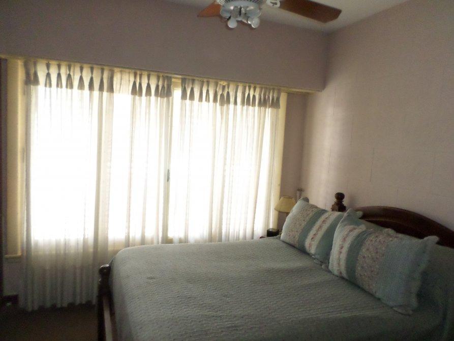 Casa 6 Ambientes con Terraza, 2 Patios y Cochera en Lanús Este – Apto Crédito 3