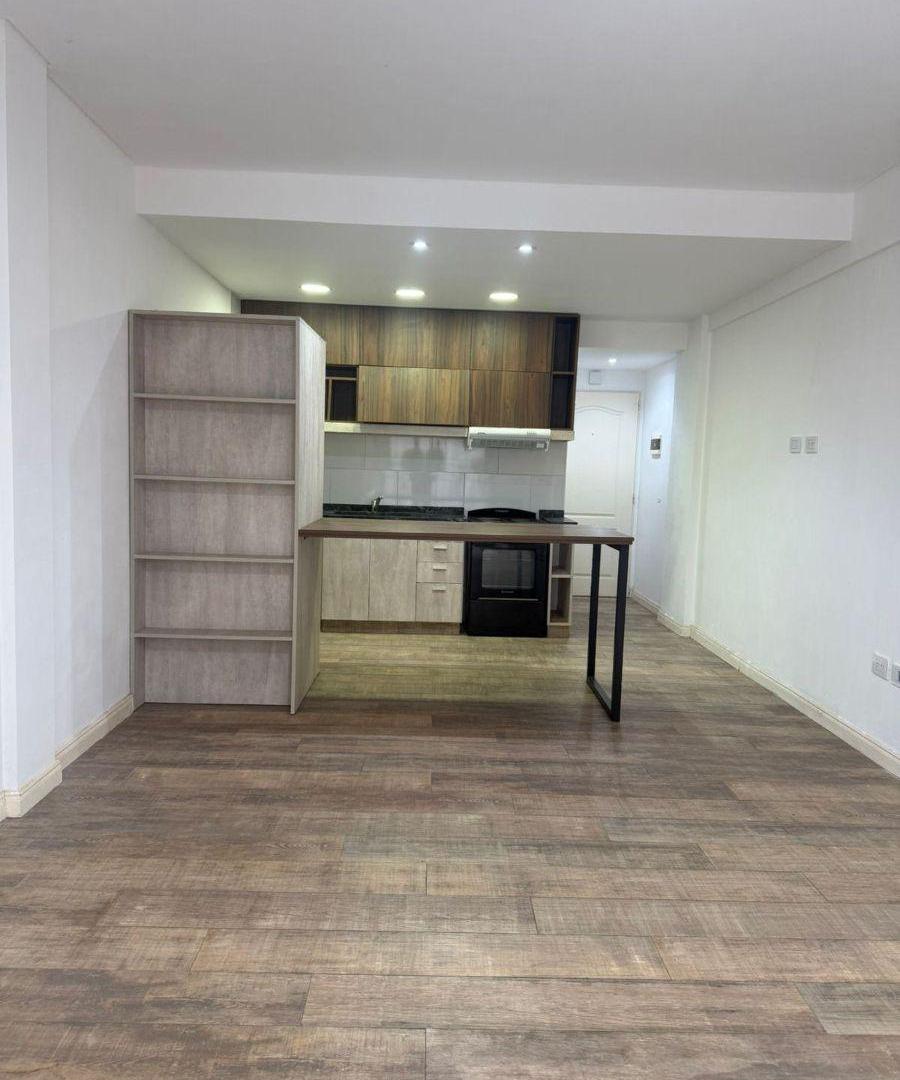 Departamento en alquiler en Lanús Oeste