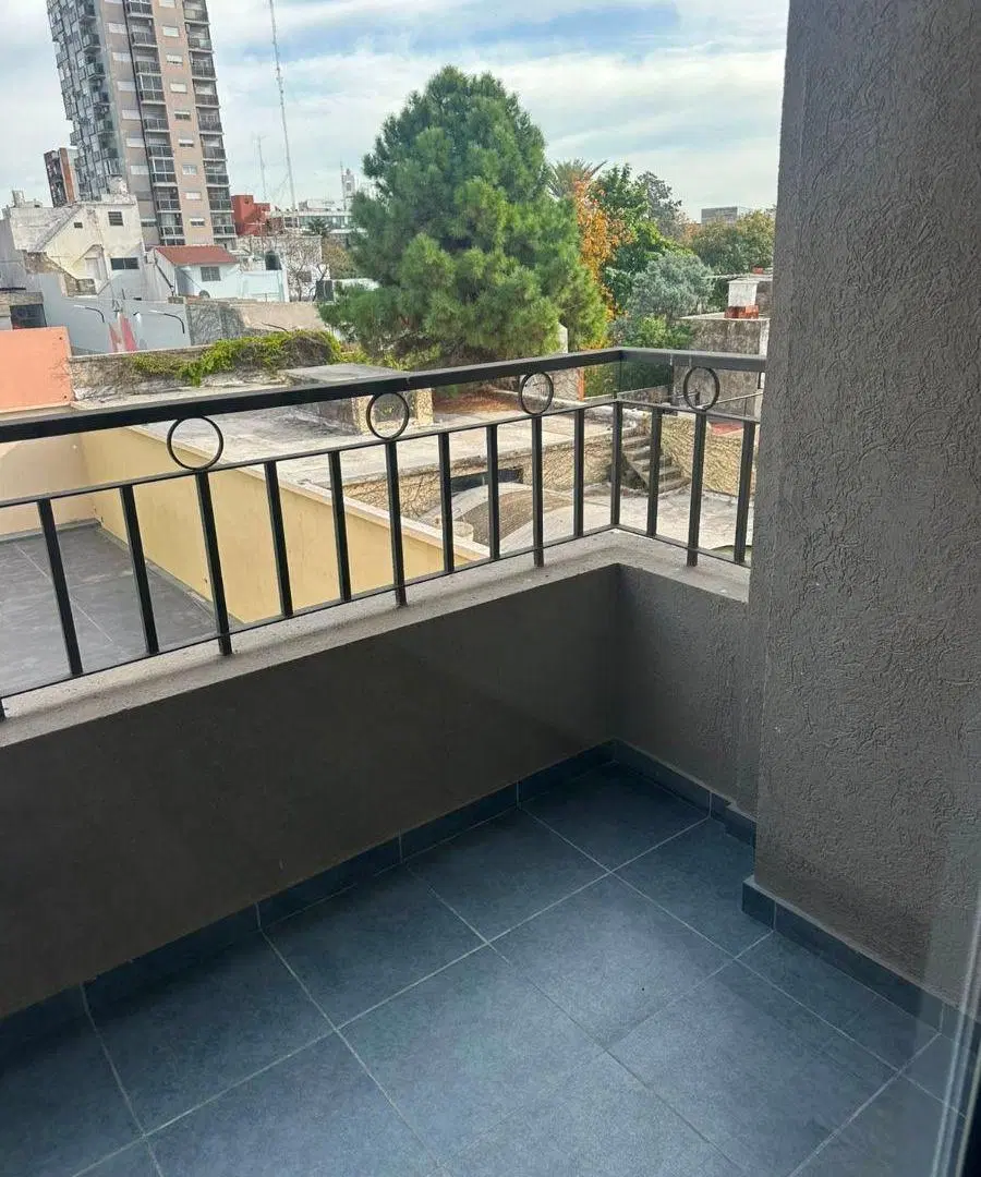 Departamento 2 Amb. a Estrenar con 2 Balcones. 3