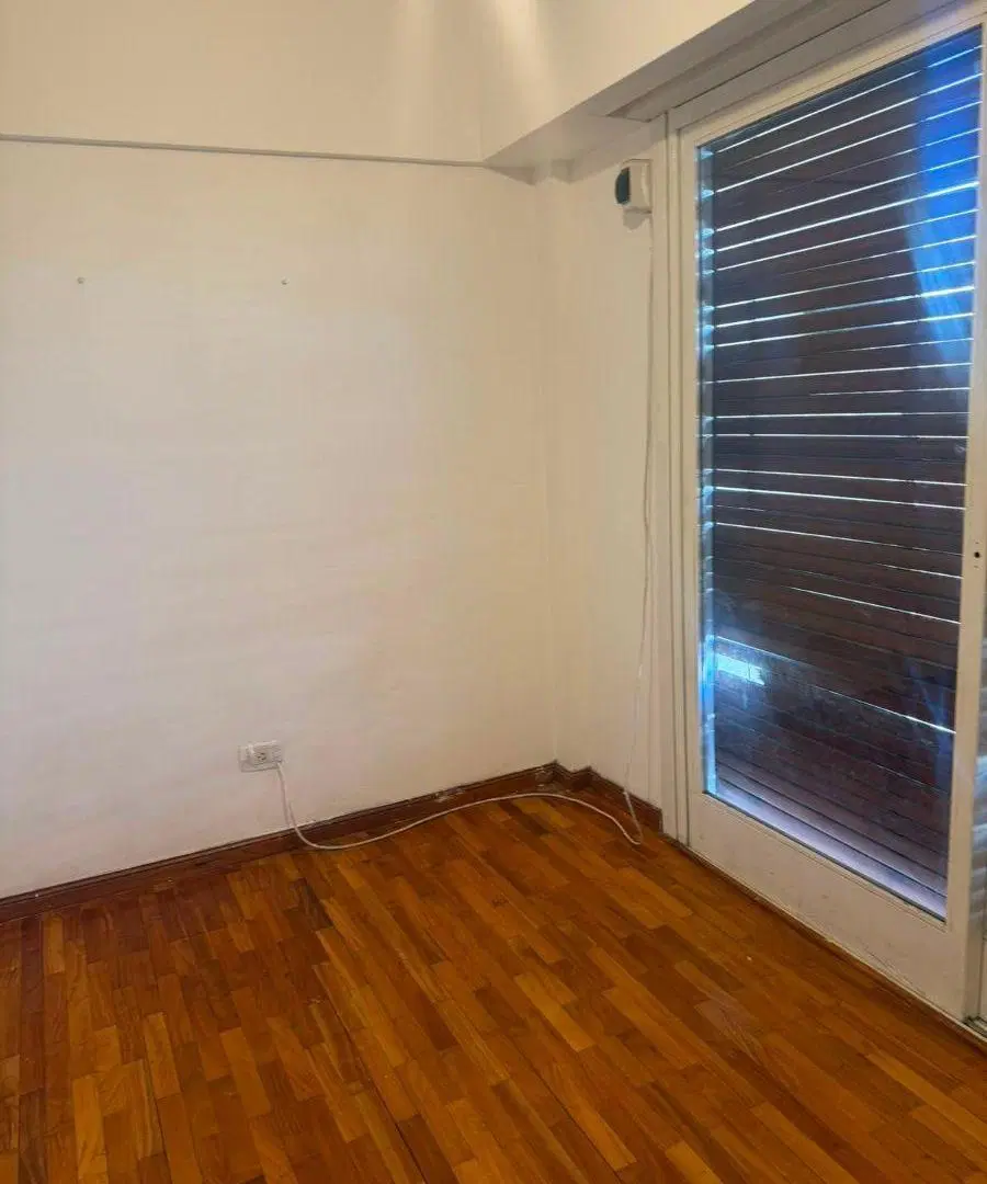 Departamento en alquiler c/ cochera en Lanús Este 4
