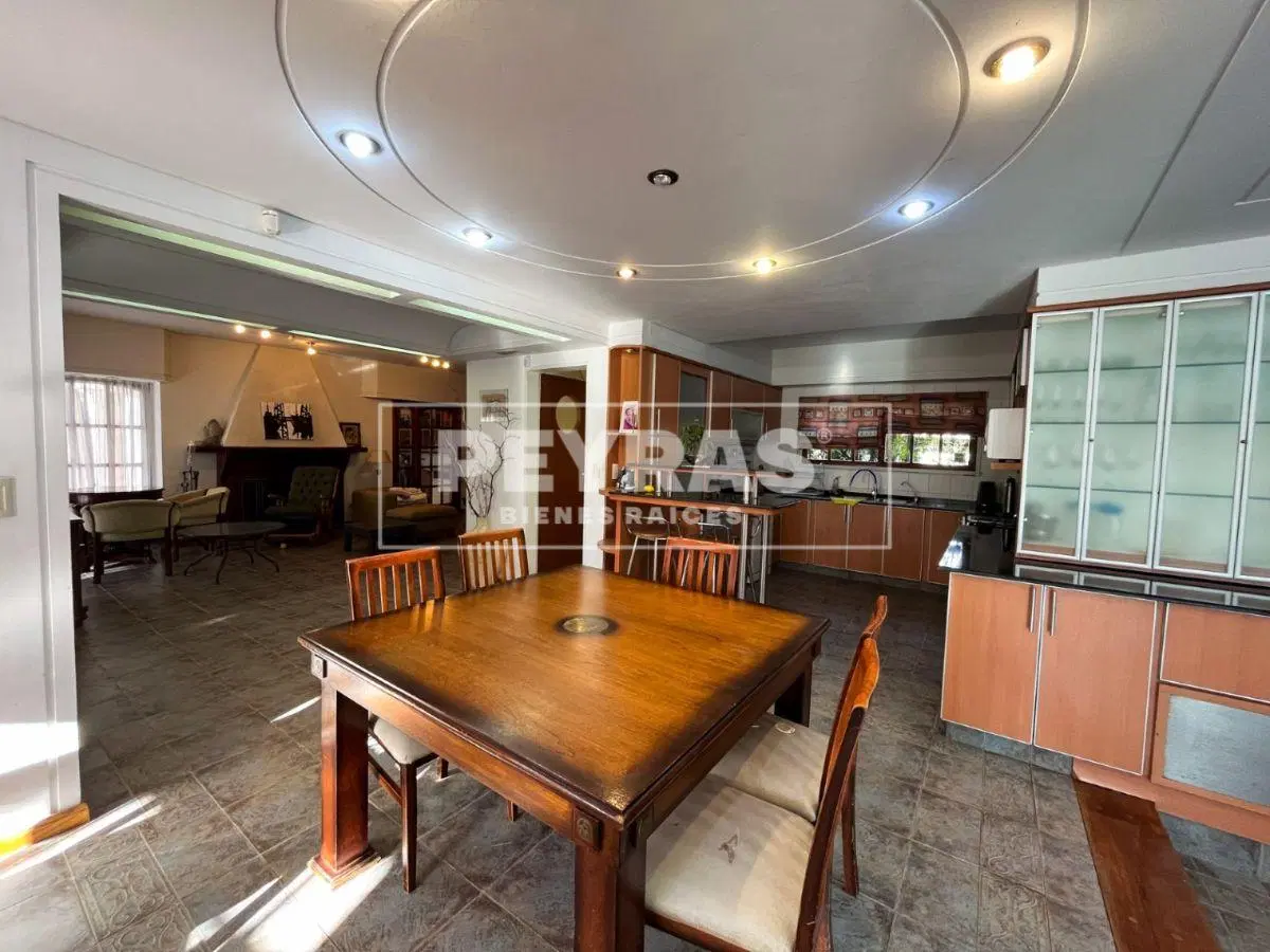 Casa 5 Ambientes en La Martona - Financiación y Permuta / Parte de Pago 5