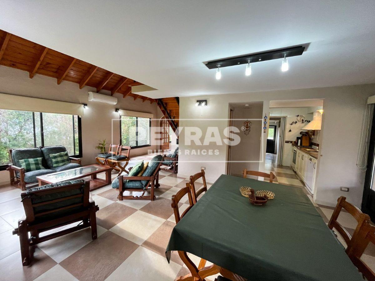 Foto de Casa 4 Ambientes en Club de Campo La Martona. Parrilla, Jardín y Pileta., imagen 4