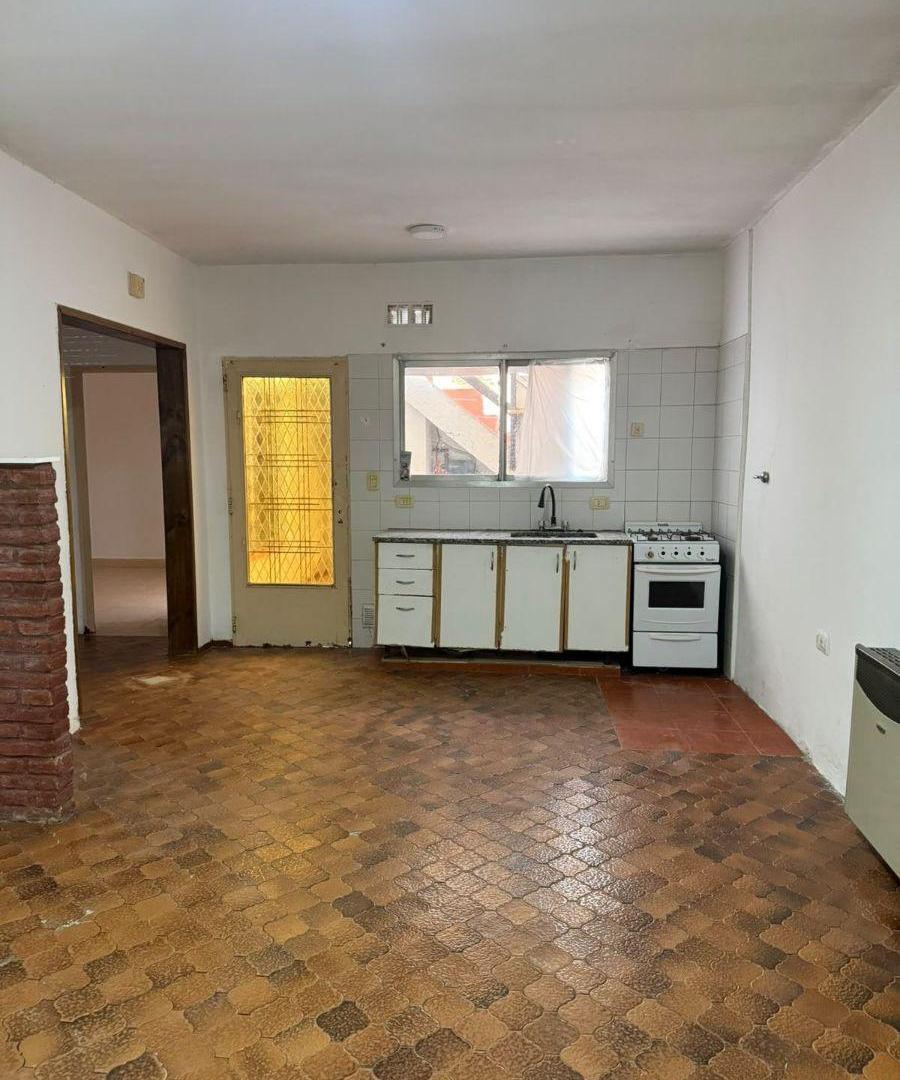 Foto de Departamento en alquiler en Lanús Este, imagen 2