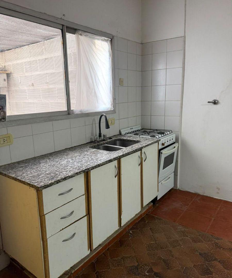 Foto de Departamento en alquiler en Lanús Este, imagen 1