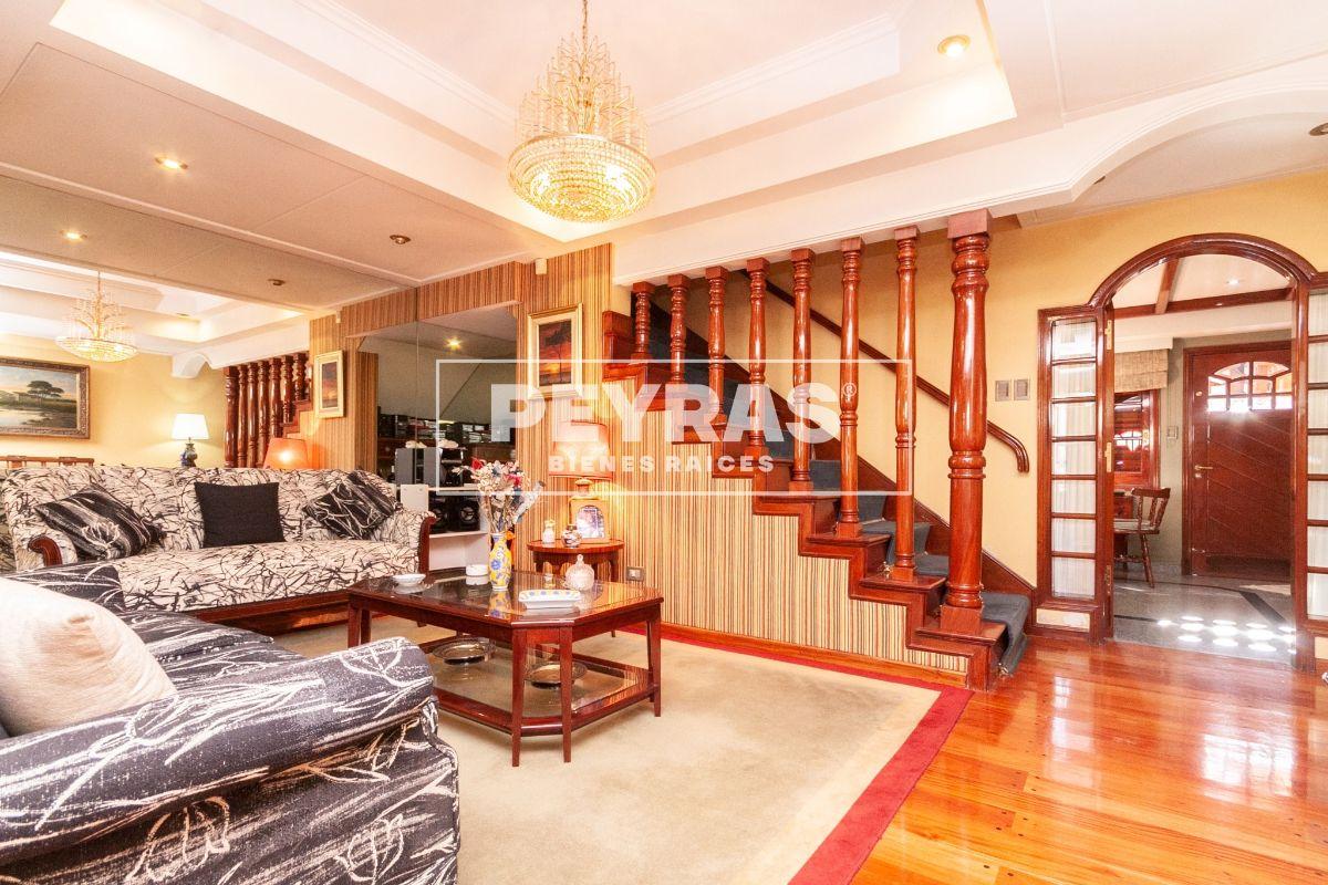 Foto de Única Casa tipo Chalet en Lanús Este. 4 Ambientes. Materiales de Primer, imagen 5