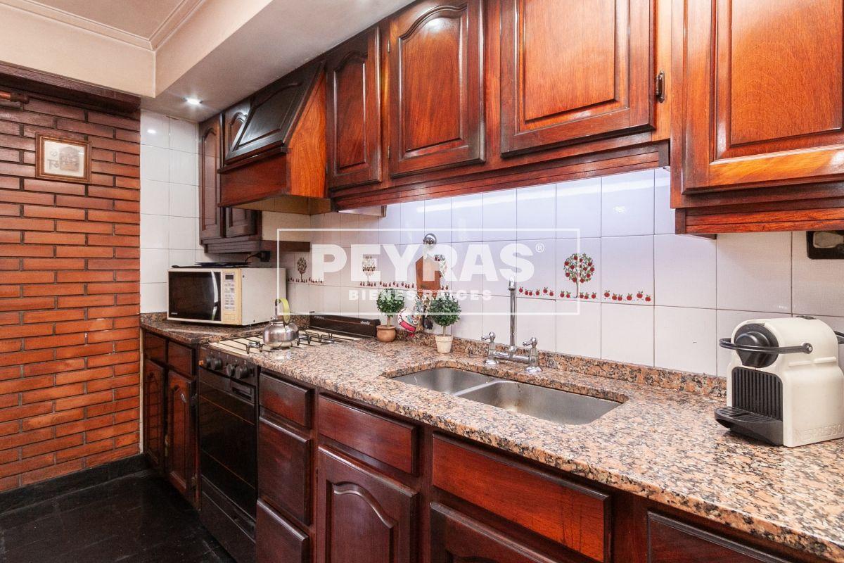 Foto de Casa 3 Ambientes con Cochera, Patio y Terraza en Gerli, imagen 4