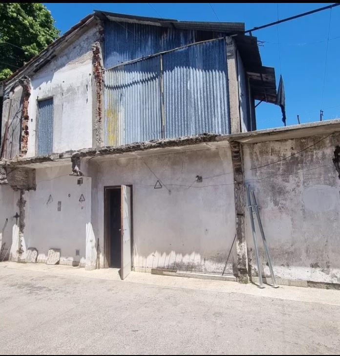 Galpón en Alquiler en Lomas de Zamora 1