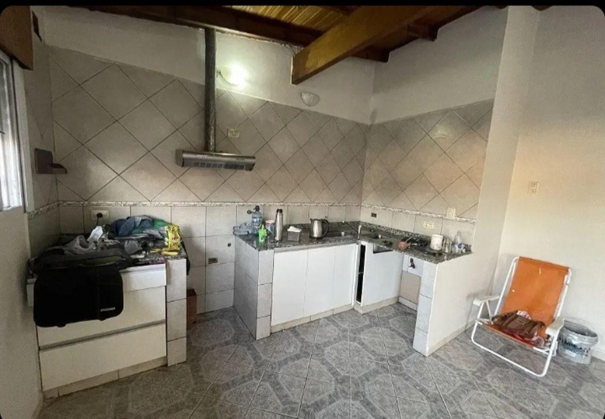 Foto de Casa planta alta en Alquiler Lomas del Mirador, imagen 1