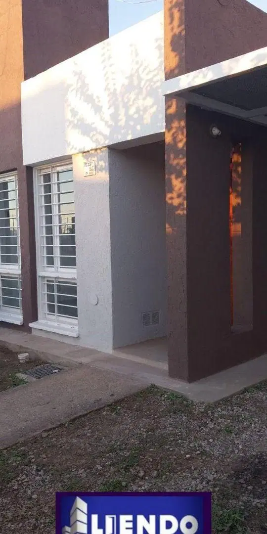 CASA EN ALQUILER – B° UNIVERSITARIO DE HORIZONTE 4
