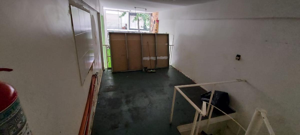 Local - San Nicolas