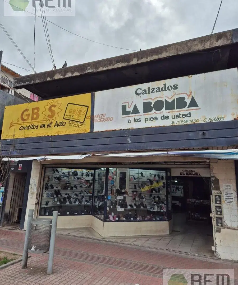 Local en pleno foco comercial de Grand Bourg 5