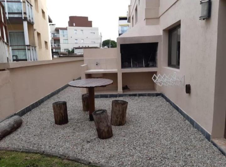 Atencion Inversores! 12 Departamentos metros del Mar 2
