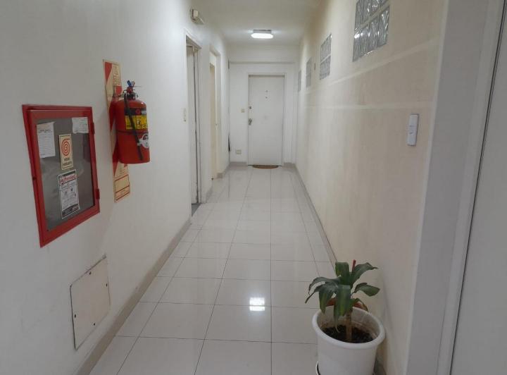 Con Muebles y Equipamiento Full 2