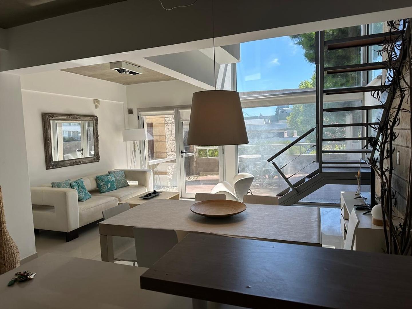 Foto de Pinamar.Duplex. Balcón Terraza. Cerca Playa, imagen 1