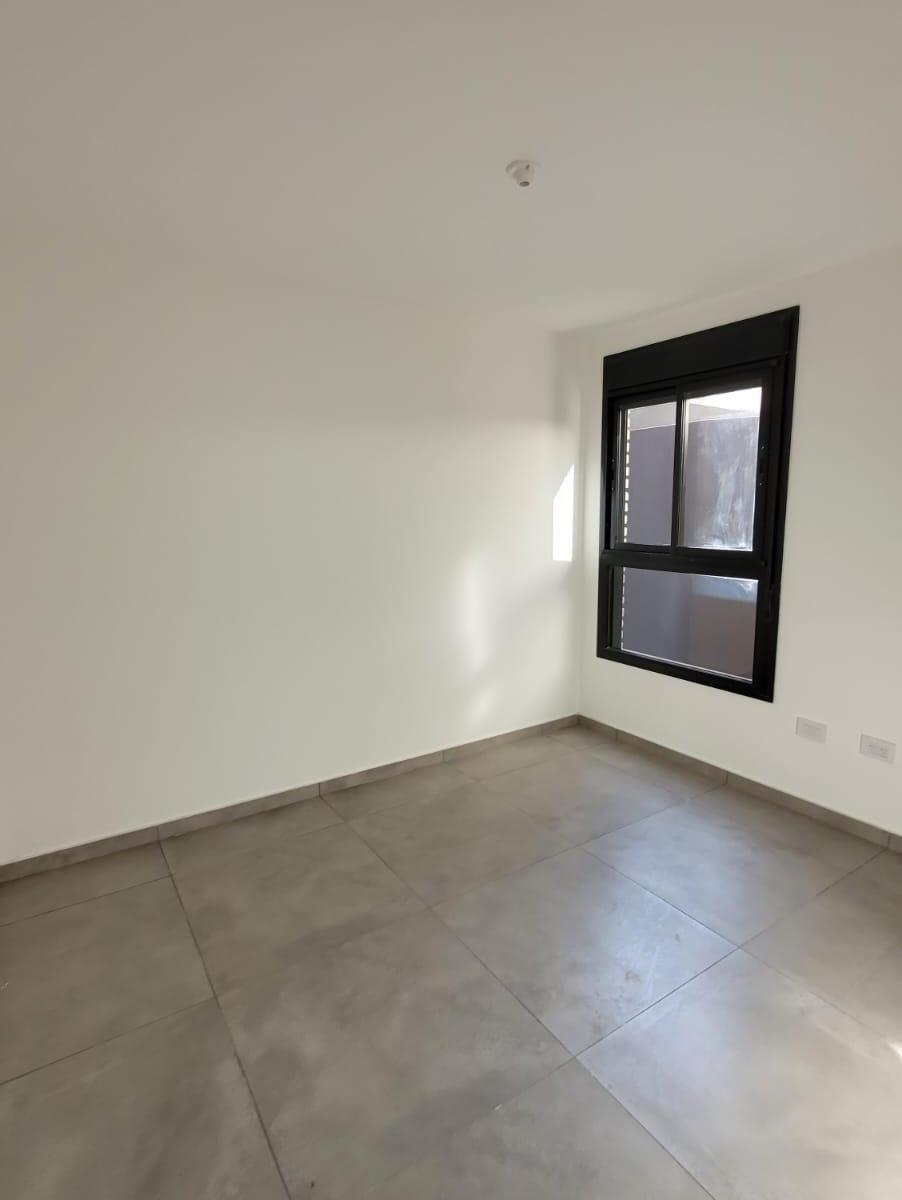 Depto en Venta de 2 Dorm. - 4 Amb. 3