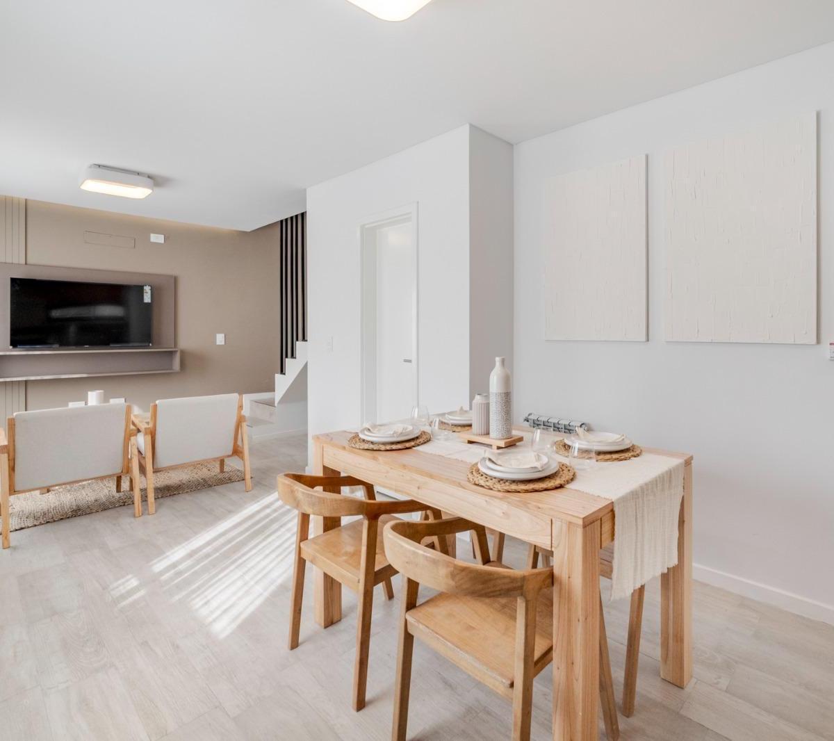 Venta Casa Duplex 3 Dorm. con Cochera Barrio Poeta Lugones 5