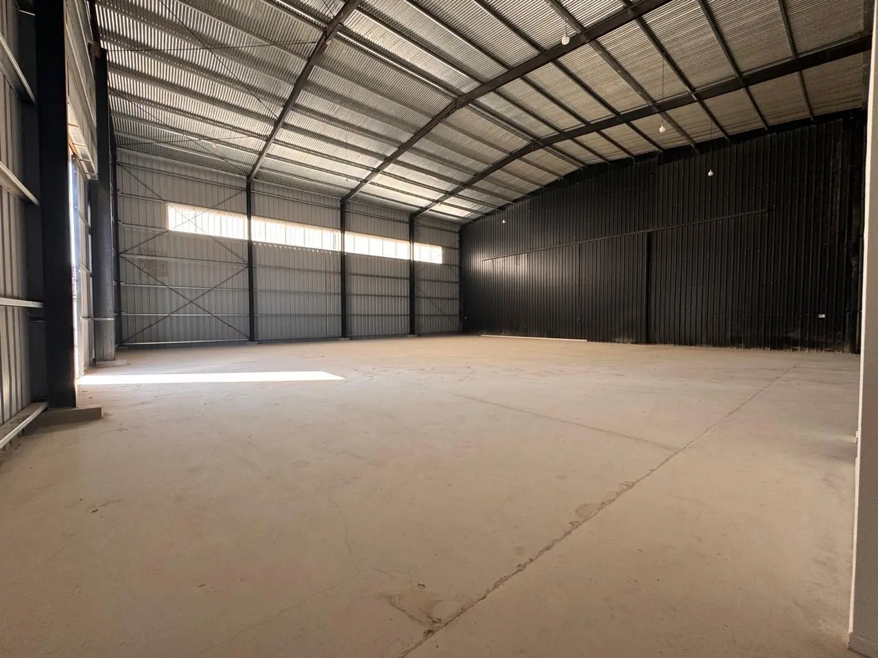 ALQUILO POLO 52 - NAVE INDUSTRIAL 500m2 4
