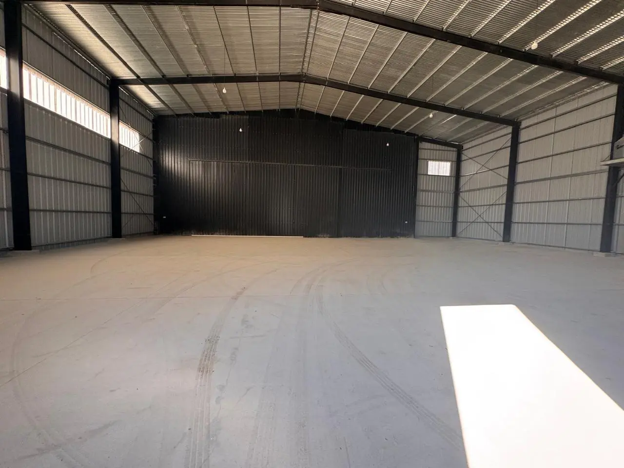 ALQUILO POLO 52 - NAVE INDUSTRIAL 500m2 3