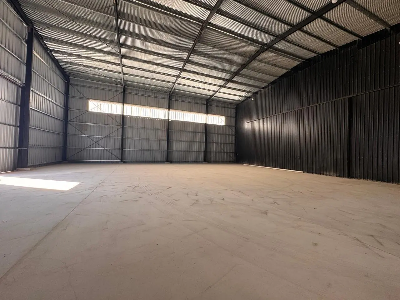 ALQUILO POLO 52 - NAVE INDUSTRIAL 500m2 2
