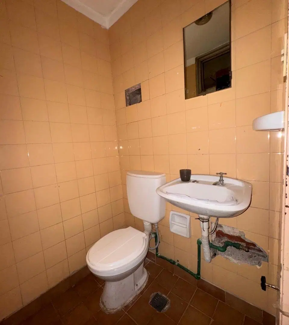 ALQUILO OFICINA - DEPOSITO 30m2 NUEVA CORDOBA 5