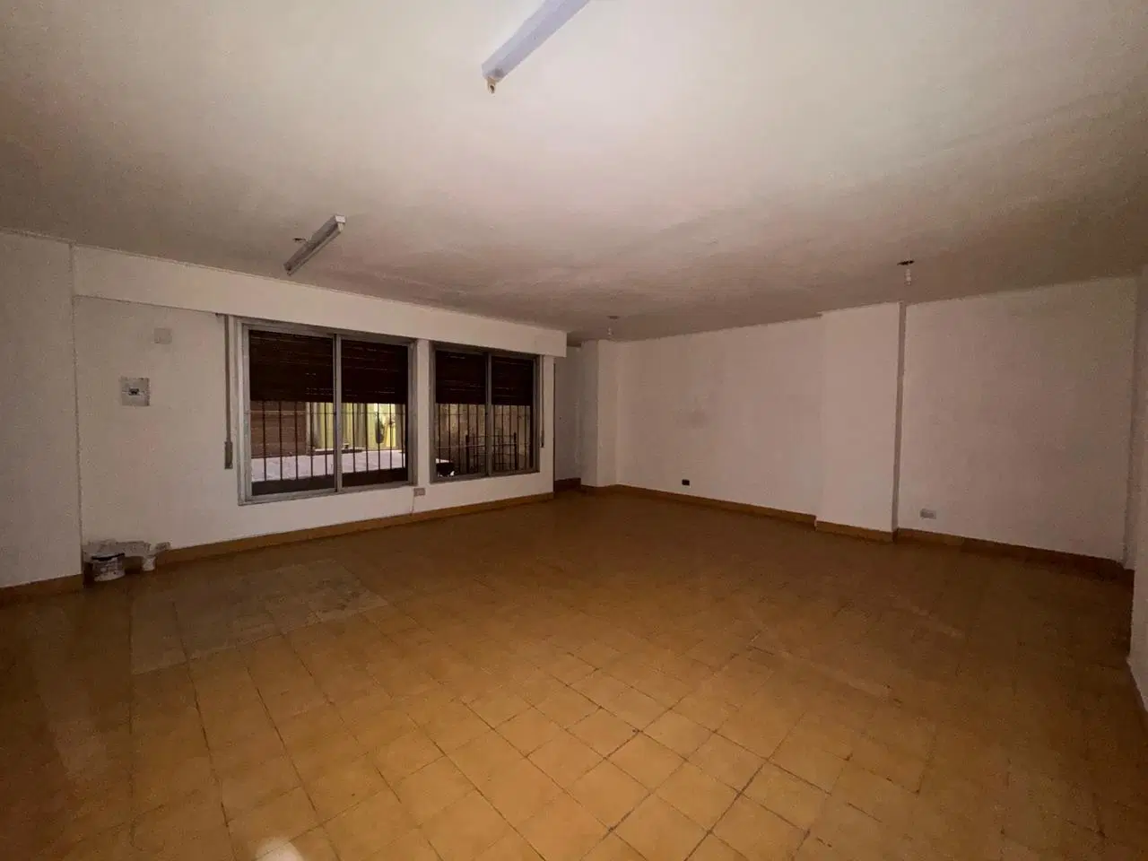 ALQUILO OFICINA - DEPOSITO 30m2 NUEVA CORDOBA 4
