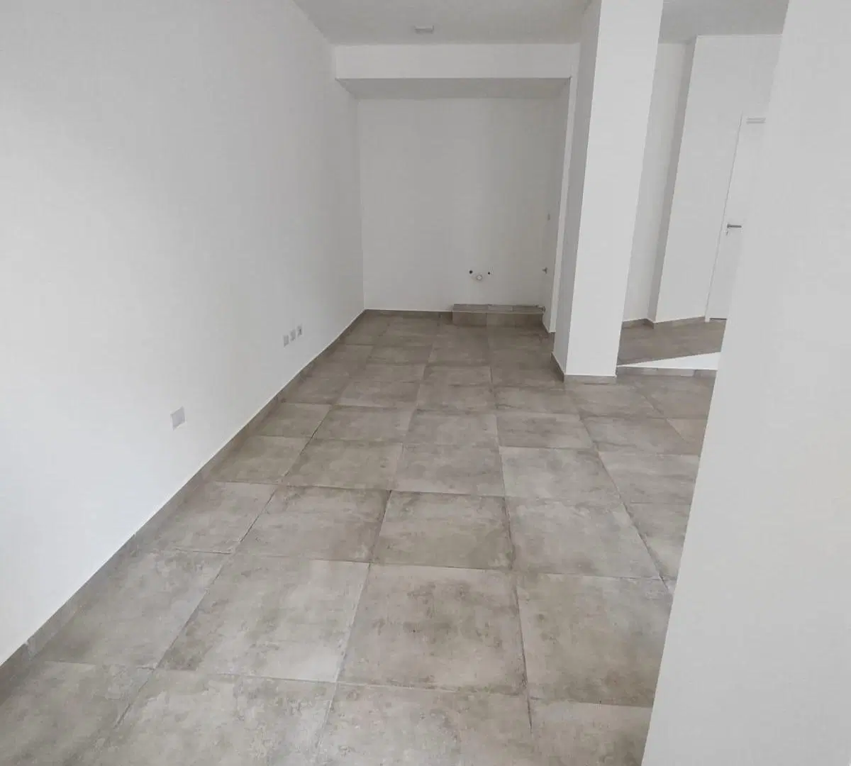 Arturo M. Bas 392 LOCAL COMERCIAL 1