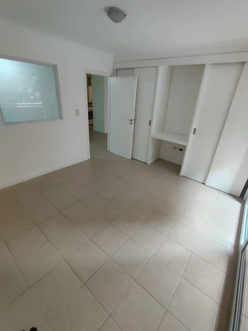 ALQ DEPTO 1 DORMITORIO CON ESCRITORIO A POCAS CUADRAS DE PLAZA ESPAÑA 4