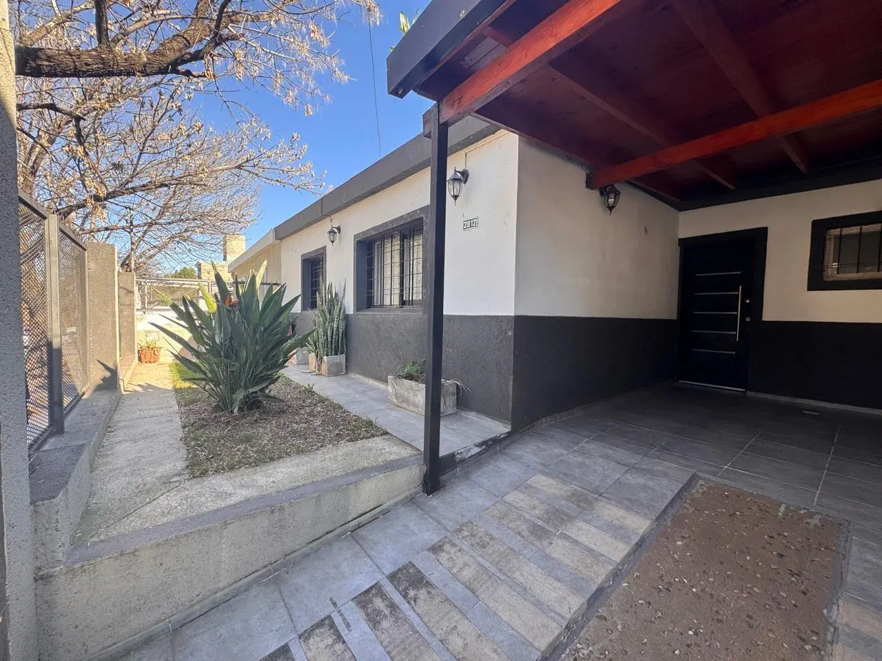 CASA EN VENTA 2 DORMIS B° ROSEDAL ANEXO 5