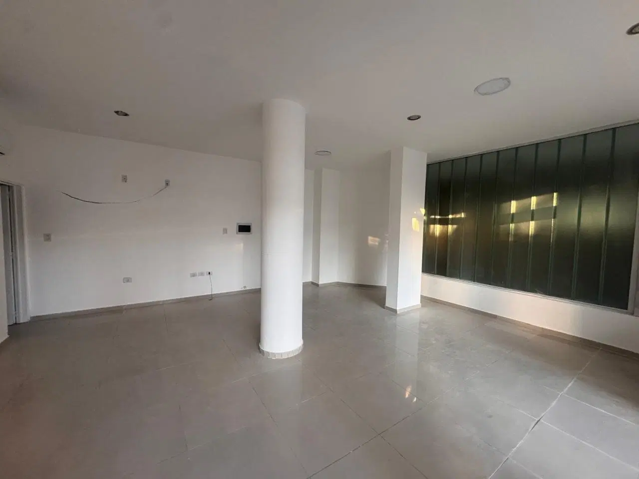 VENTA LOCAL 40m2 PROPIOS BARRIO GENERAL PAZ 2