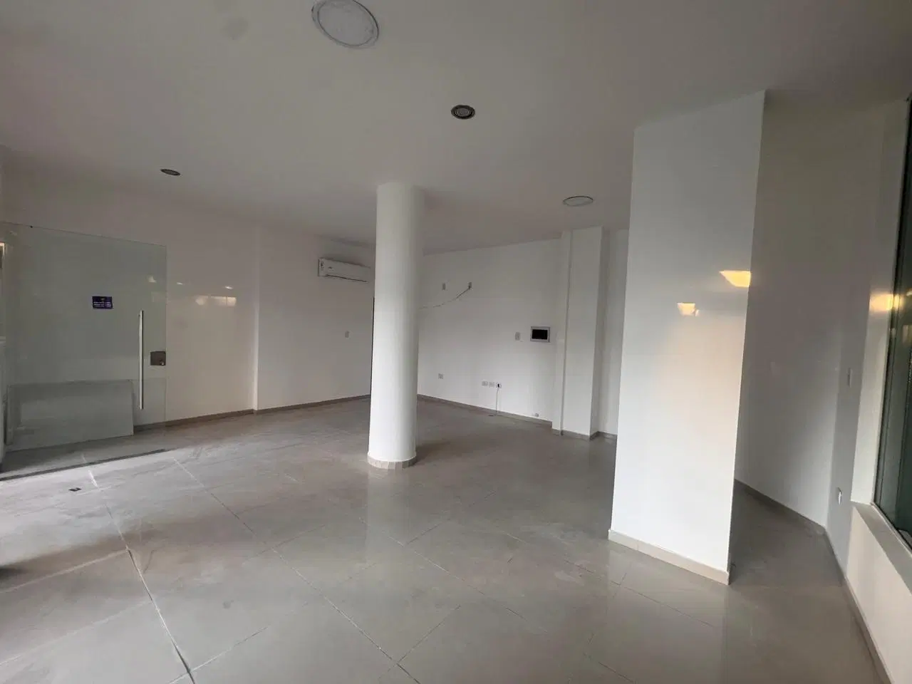 VENTA LOCAL 40m2 PROPIOS BARRIO GENERAL PAZ 4