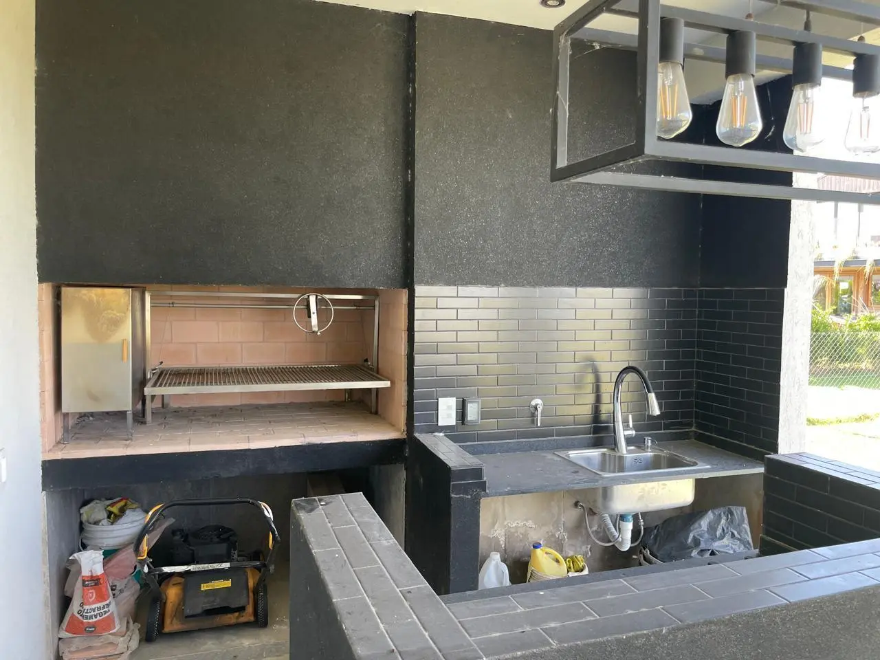 Casa en venta en espectacular barrio cerrado 5