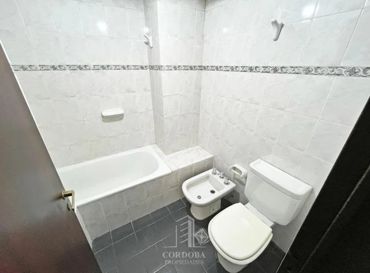 ZONA TRIBUNALES - ARTIGAS Y 27 DE ABRIL - ACCESIBLE - COMODO - 1 DORM - BALCON 4