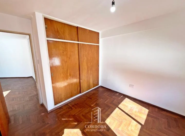 CHACABUCO - NUEVA CORDOBA - EXCELENTE UBICACION - C/BALCON 5