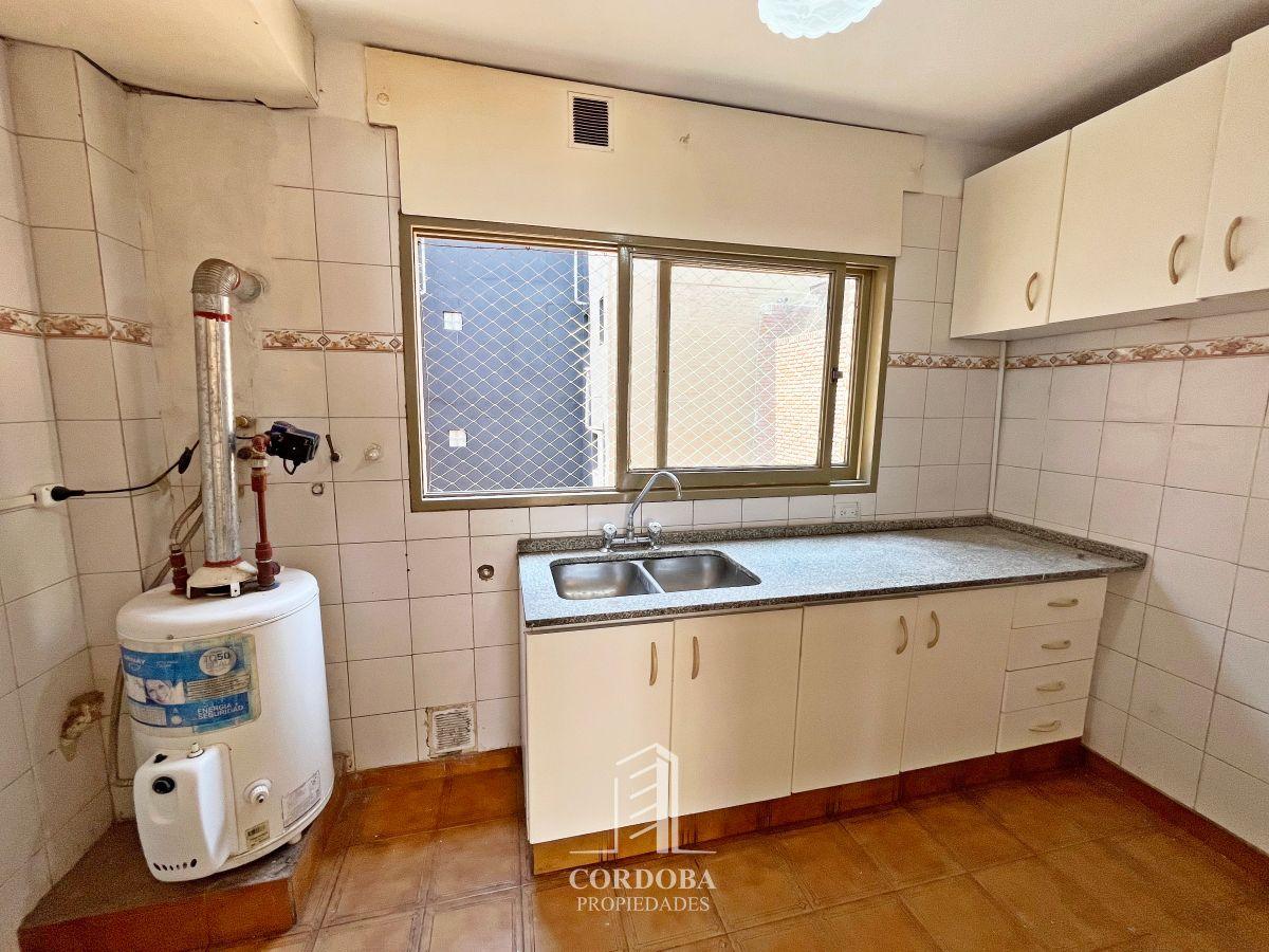Foto de A UN PASO DE CIUDAD UNIVERSITARIA - DUPLEX - PISO COMPLETO - PERU - 3, imagen 5