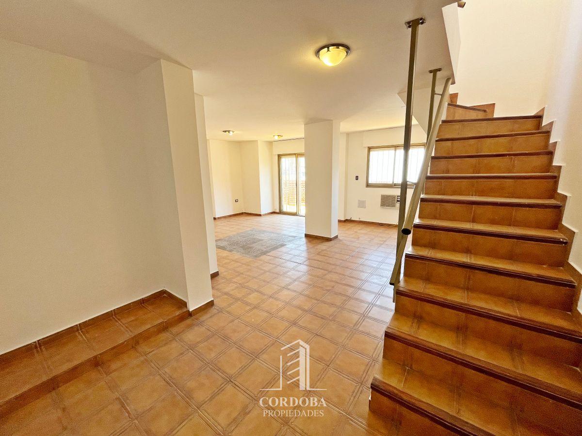 Foto de A UN PASO DE CIUDAD UNIVERSITARIA - DUPLEX - PISO COMPLETO - PERU - 3, imagen 2