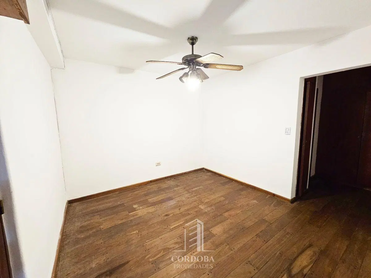 DUPLEX TIPO CASA - INGRESO INDEPENDIENTE - SIN EXPENSAS - PATIO 5