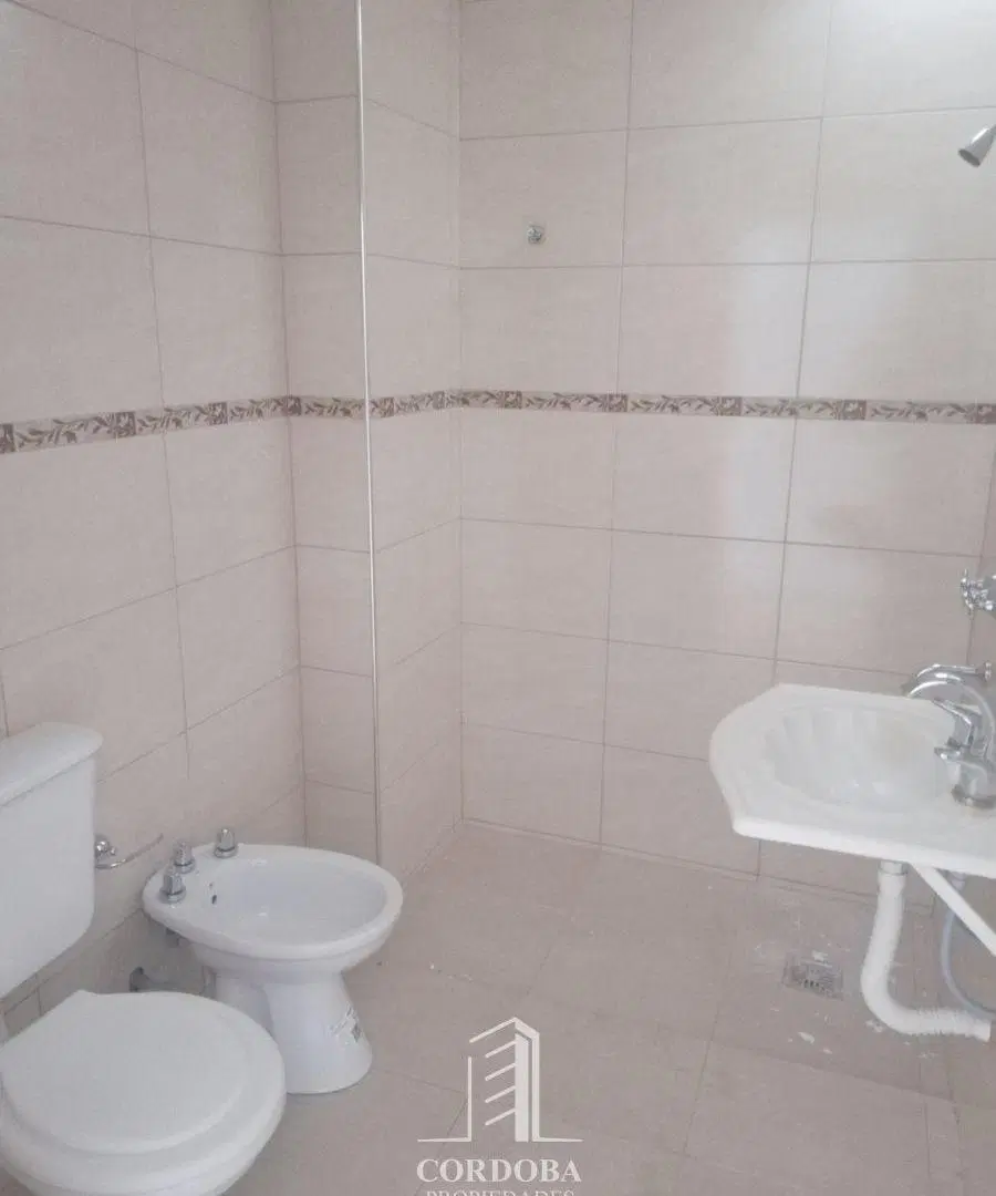 RIO PRIMERO - PLANTA ALTA - BALCON - 1 DORM - ALTAMIRA - EXPENSAS BAJAS 1