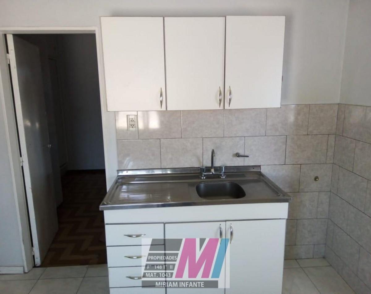 Complejo de Departamentos en La Florida en Venta en Blok o Alquiler de Deptos 3