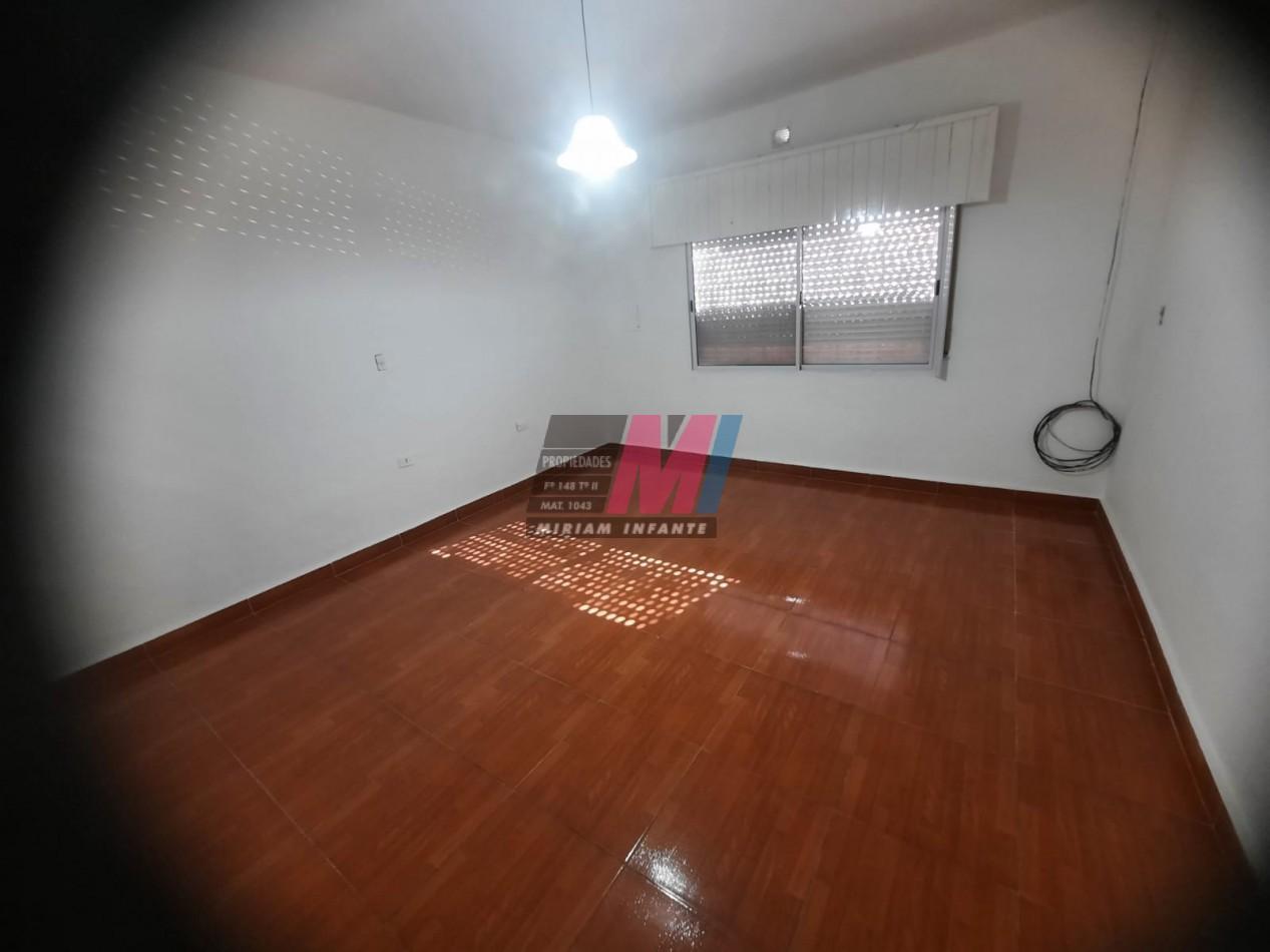 Foto de Departamento 2 ambientes en alquiler en Solano, imagen 2