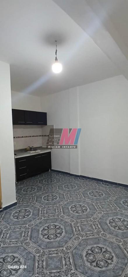 Foto de Departamento de 2 ambientes en alquiler en Solano, imagen 5