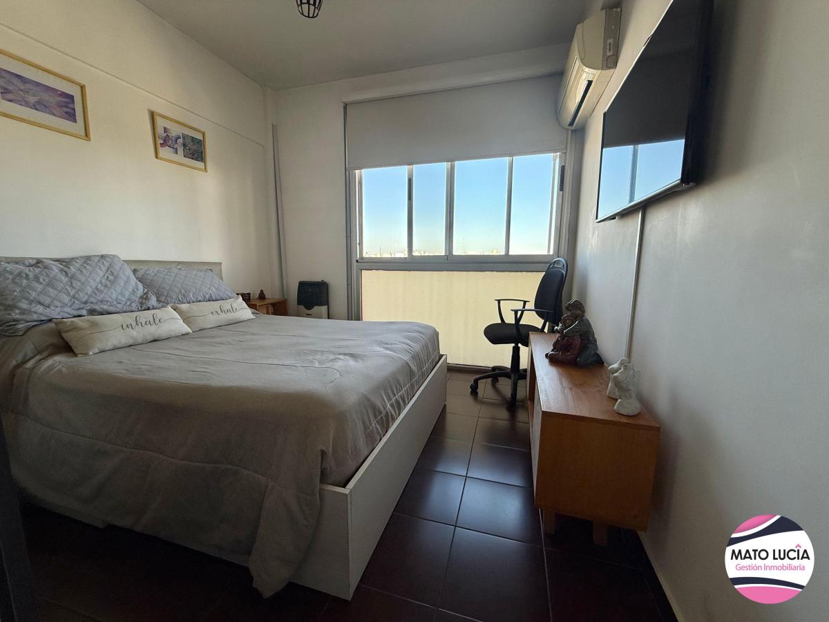 Semipiso con Balcon - Edificio con Amenities 1