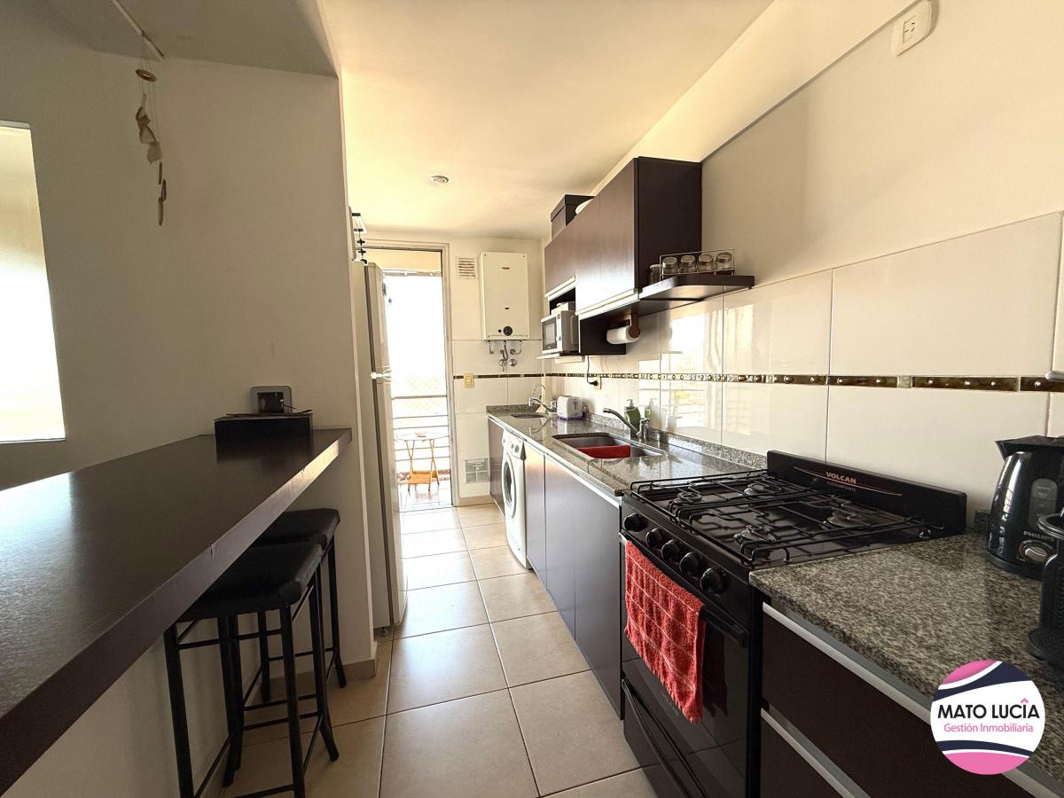 Semipiso con Balcon - Edificio con Amenities 3