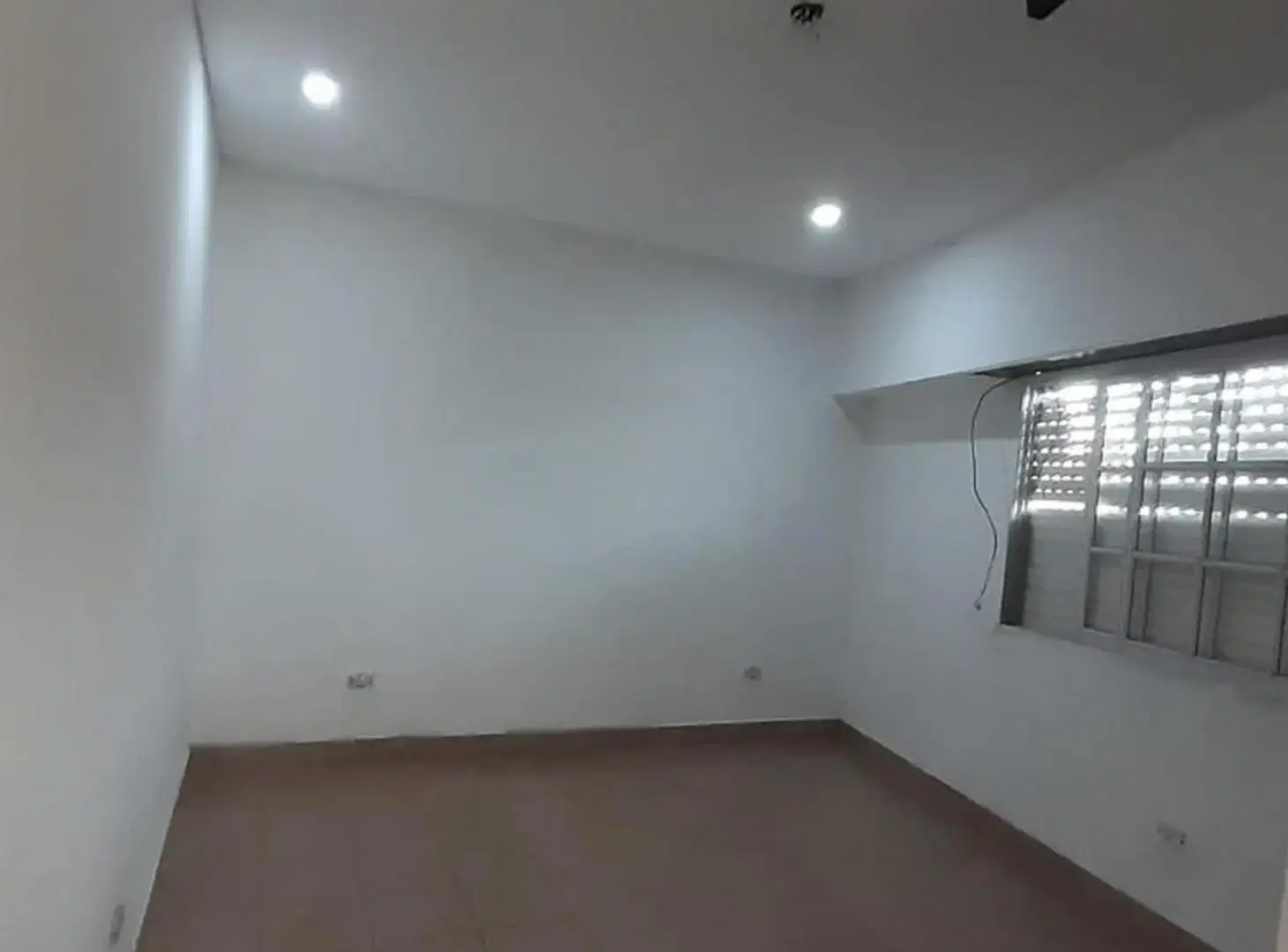 3 AMBIENTES EN PLANTA ALTA + GALPON EN PLANTA BAJA - 3