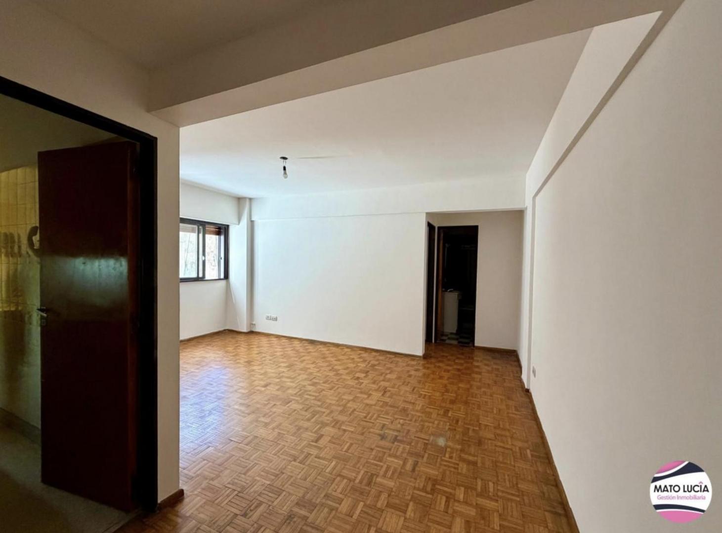 Foto de Impecable 2 Ambientes - Lateral Muy Luminoso - Estrategica Ubicación, imagen 3
