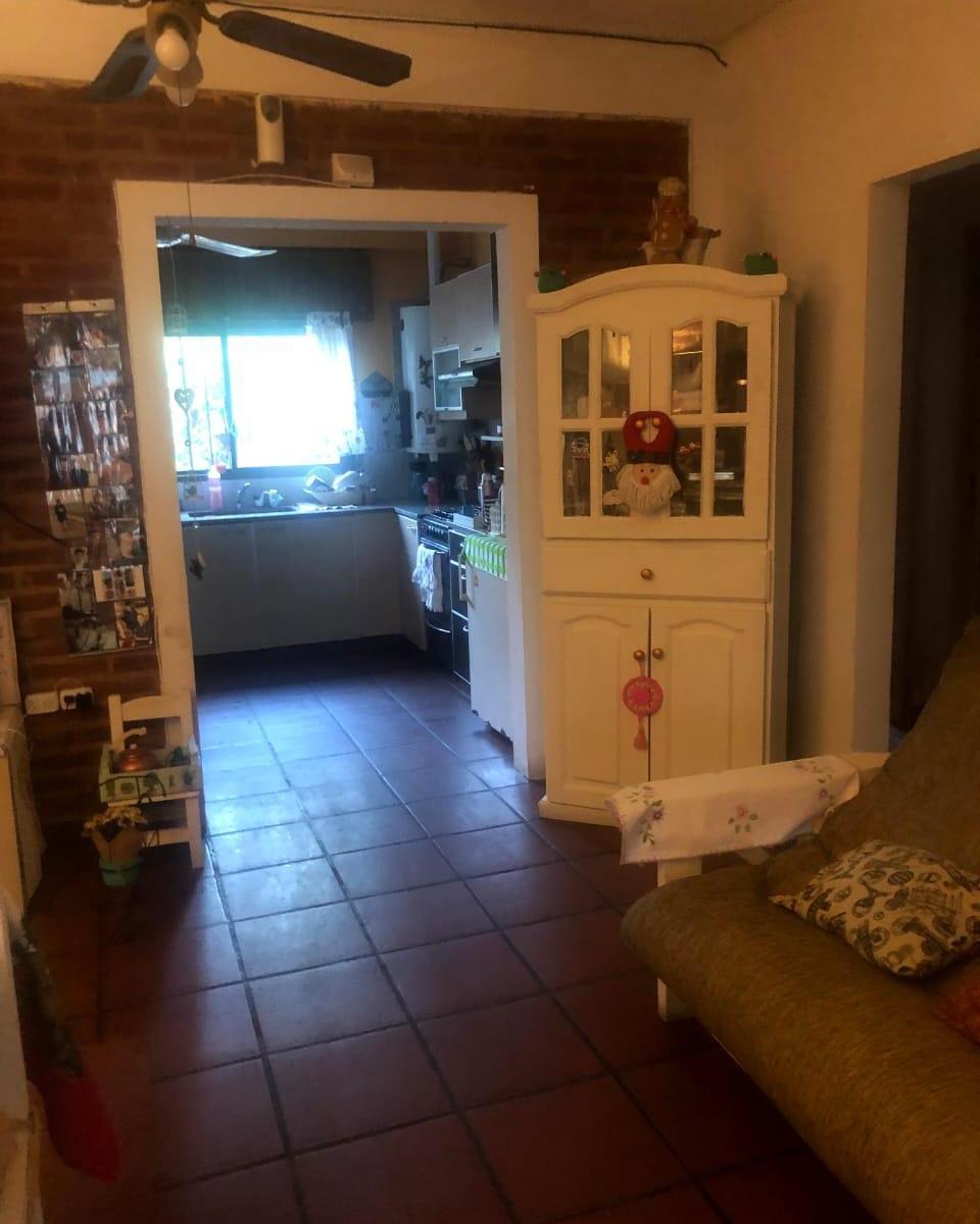 CASA DESARROLLADA EN PLANTA BAJA SOBRE LOTE DE 12X30