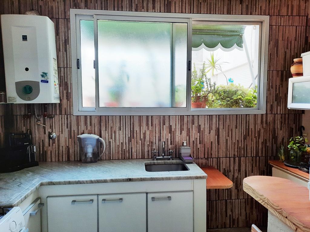 DEPARTAMENTO 2 AMBIENTES - RECICLADO A NUEVO - EXCELENTE UBICACION