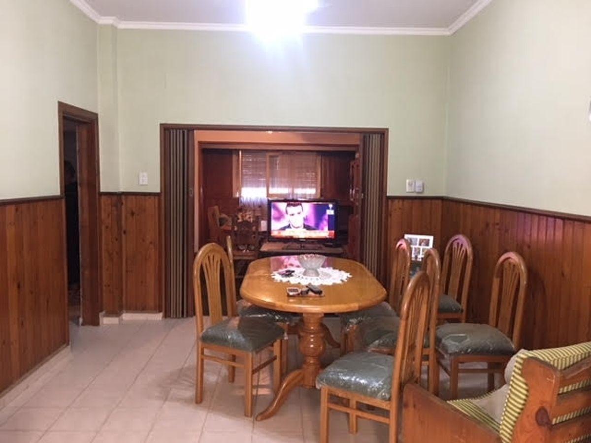 Foto de CHALET A 400 MTS DE PLAZA BROWN, imagen 3